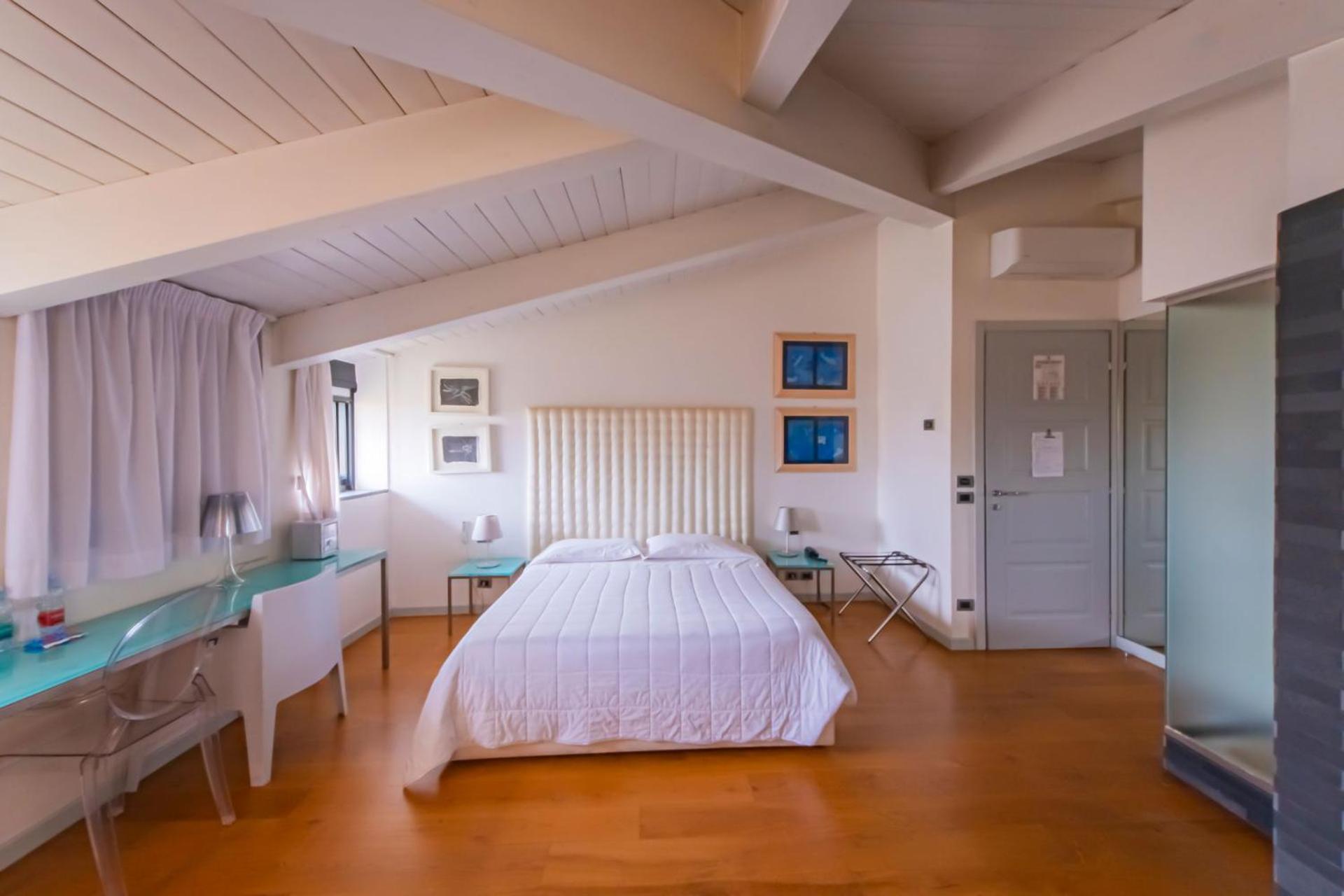 Century Hotel Parma Eksteriør billede