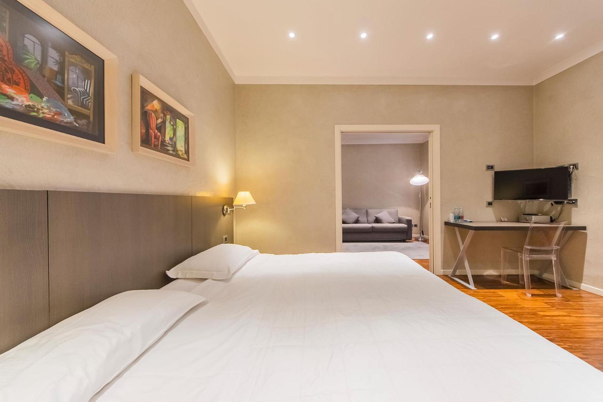 Century Hotel Parma Eksteriør billede